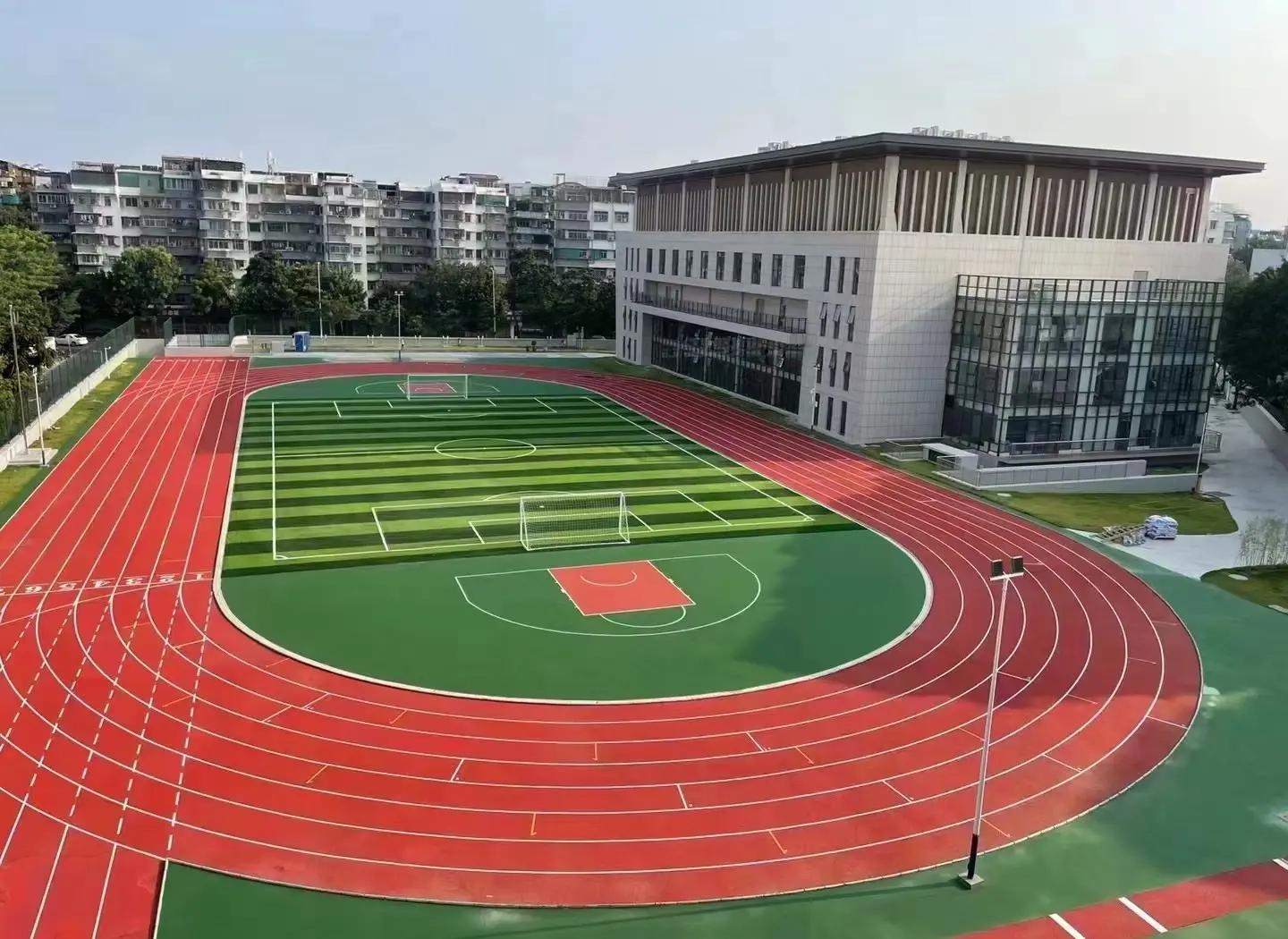 白山市橡胶跑道塑胶篮球场 - 一站式服务